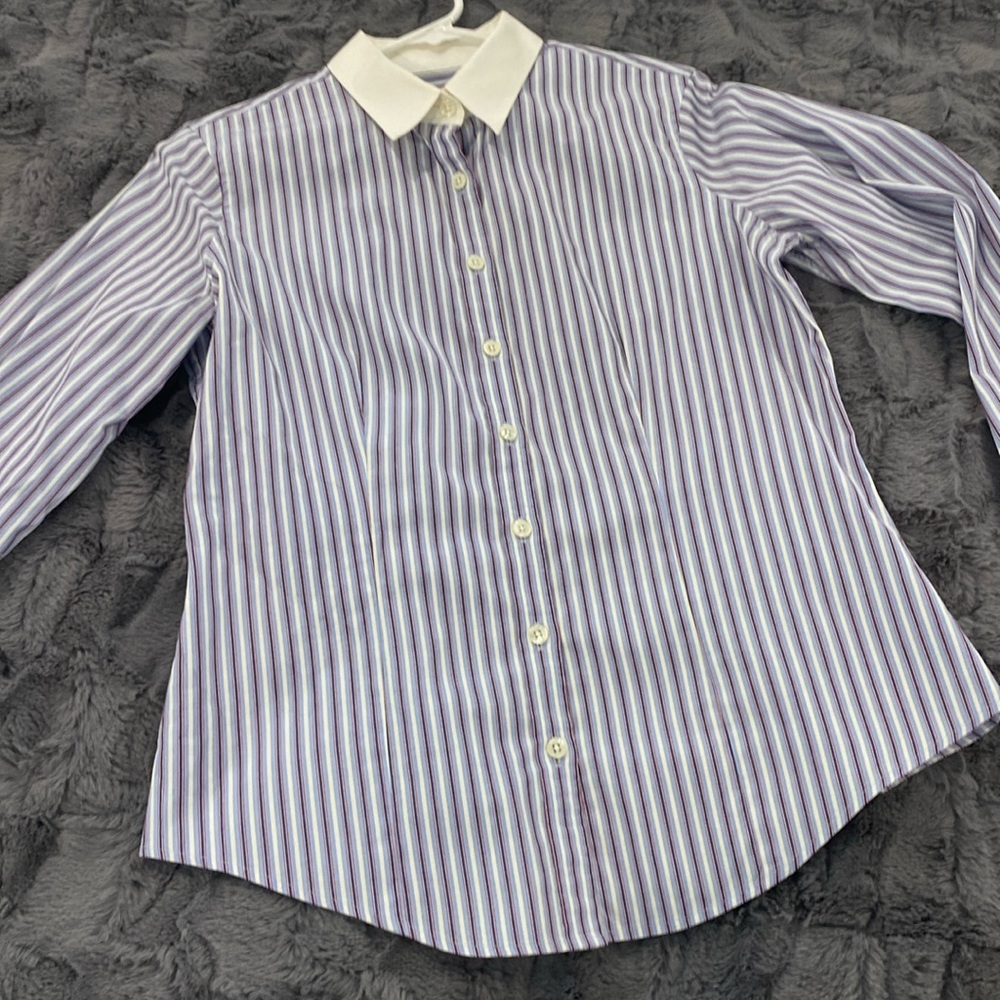 Thomas Pink Ladies Shirt.